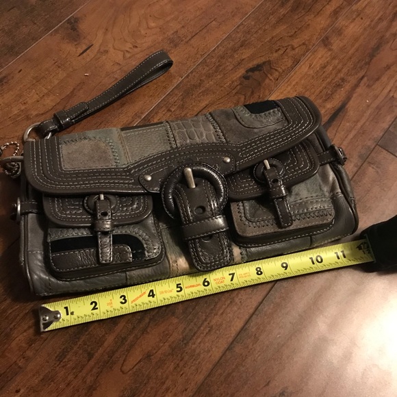 SOLD Coach purse - Picture 4 of 8